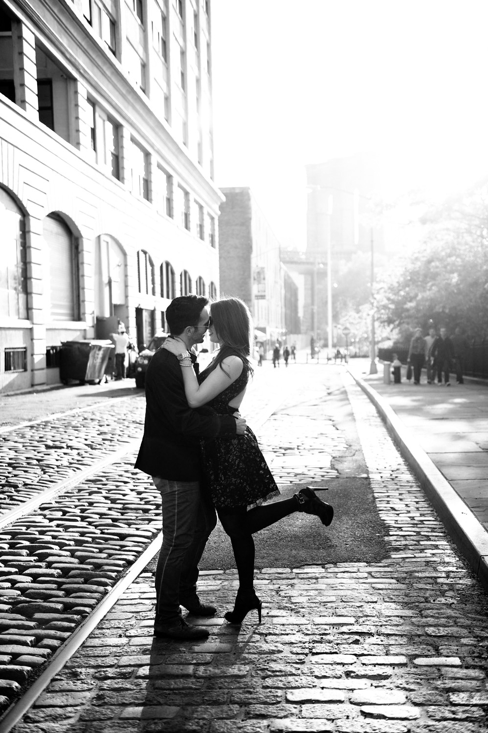 Engagement photos taken in Brooklyn near the Brooklyn Bridge by Brooklyn Wedding Photographer XOANDREA