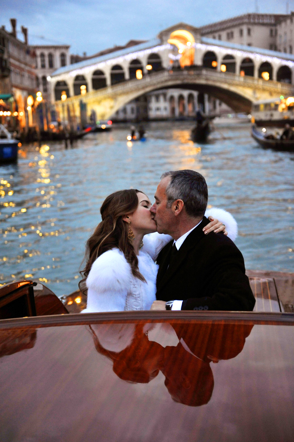 Moscha and Nikos Venice wedding in Italy at Ca' Sagredo Hotel, photographed by wedding photographer Venice XOANDREA